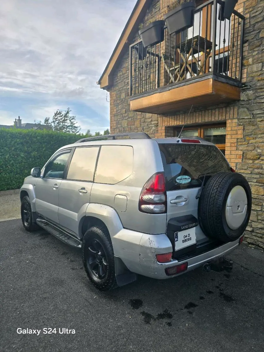 Toyota Land Cruiser - Image 2