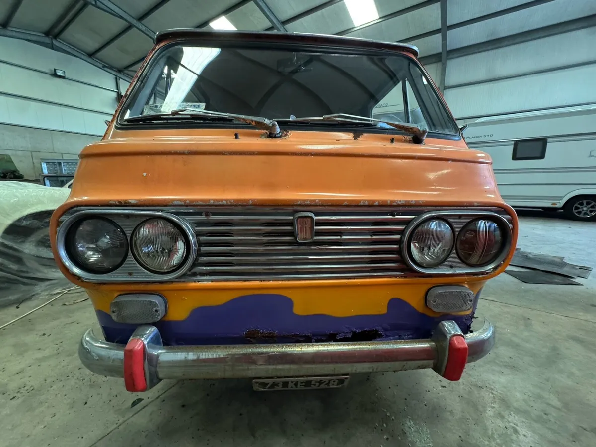 Fiat 850 Familiare 6 seater 1973 For restoration - Image 1