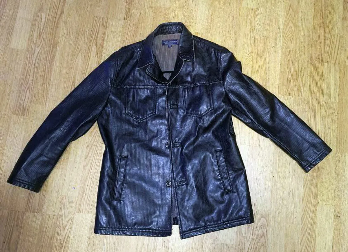 Vintage  Classic Leather Jacket - Image 2