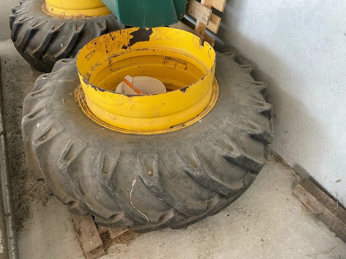 Dual Wheels - Image 3