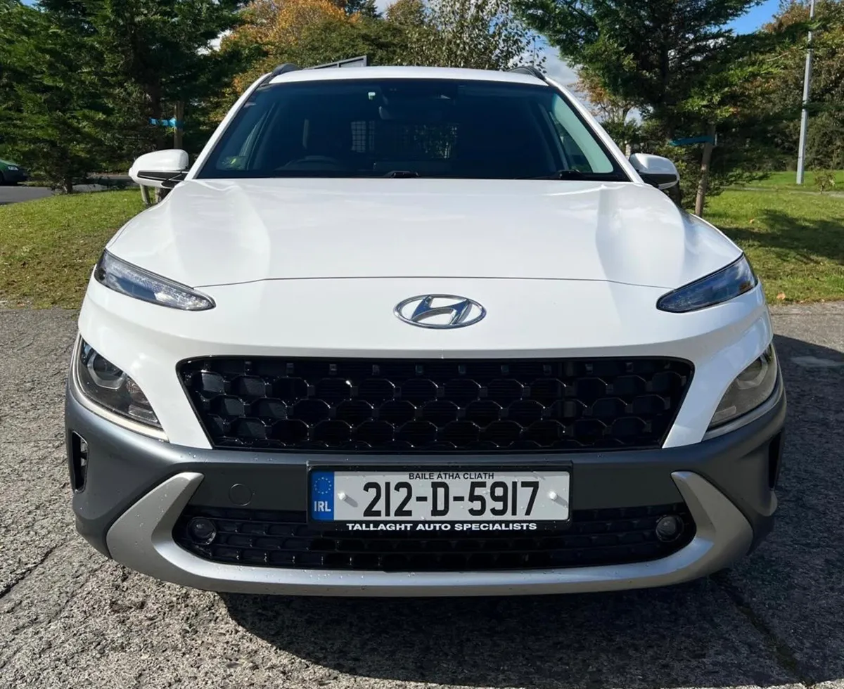 2021 Kona Executive Commercial Tiny klms - Image 2