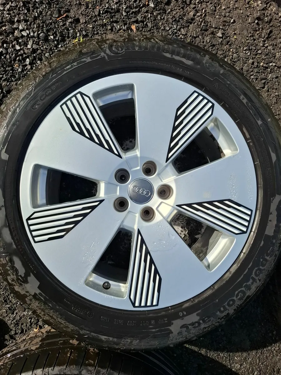 19" Genuine Audi Q5 S Line Alloys with tyres - Image 4