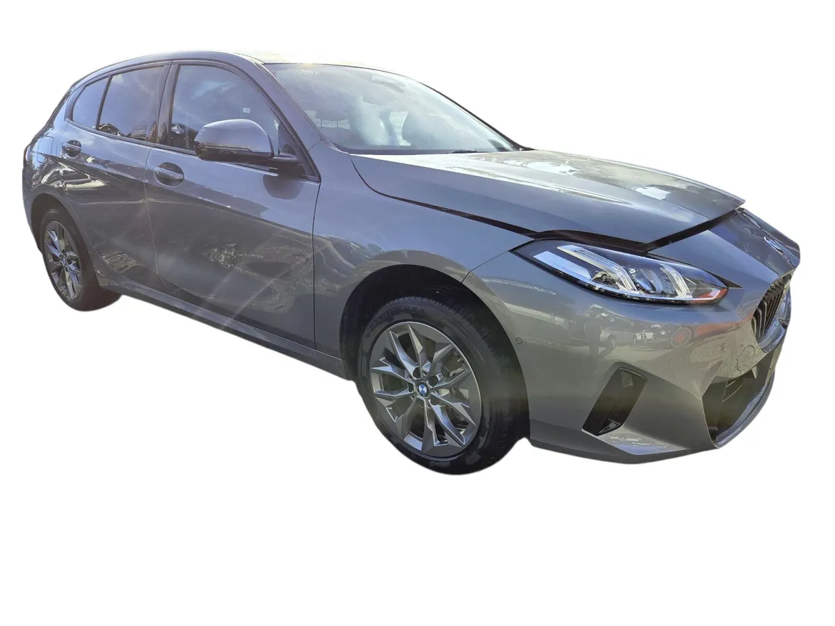 2025 BMW 1 SERIES HYBRID For Breaking/Dismantling - Image 1