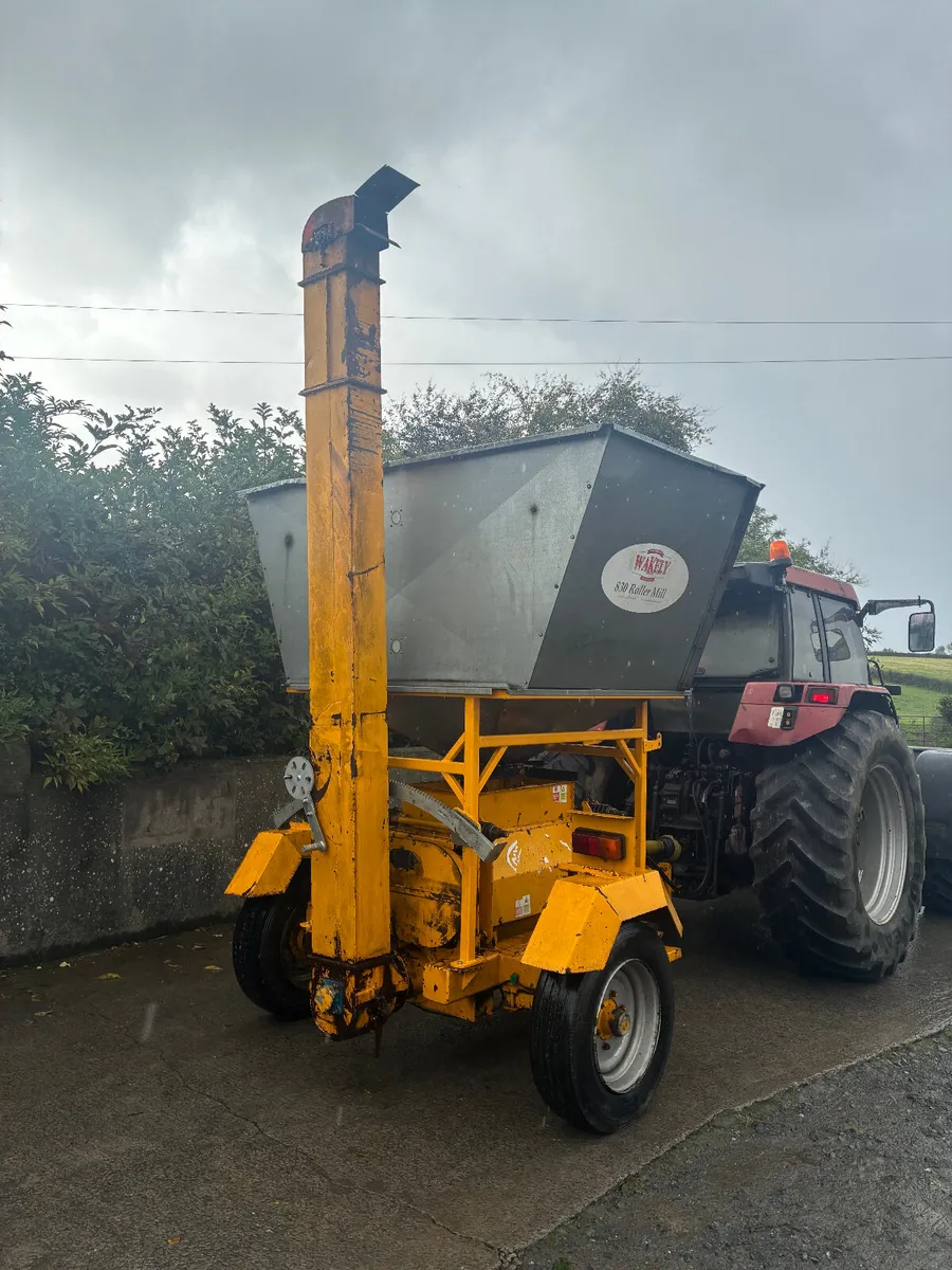 Wakely 830 Roller Mill - Image 1