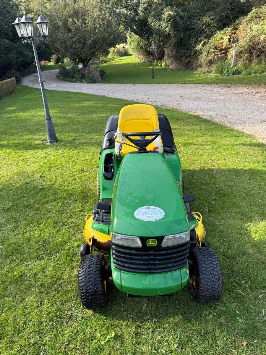 Ride on Mower - Image 4