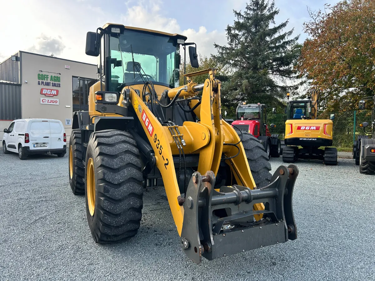 2022 DGM 935-2 - Image 3