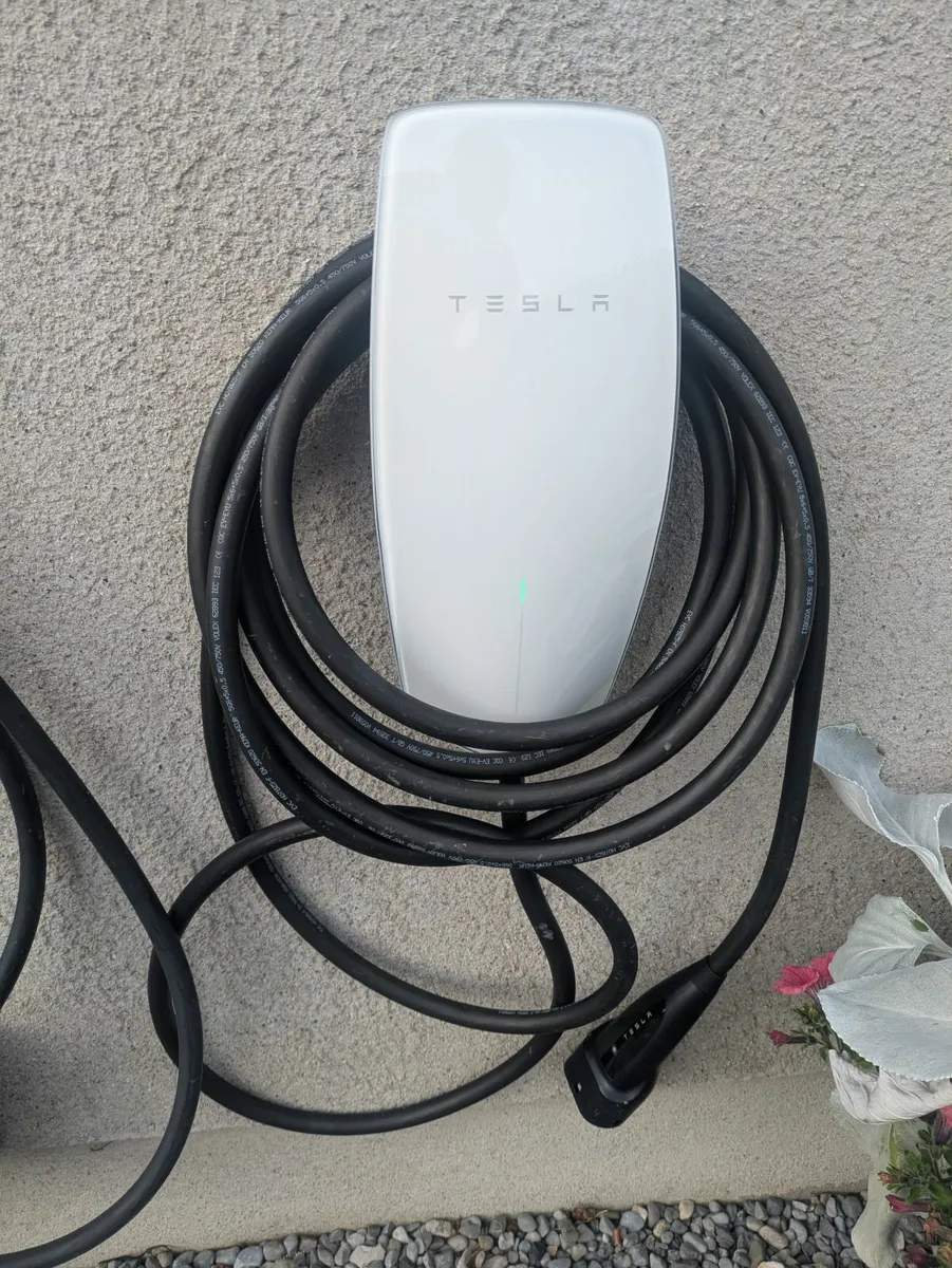 EV Car Charger Tesla Wall Connector Gen3 - Image 1