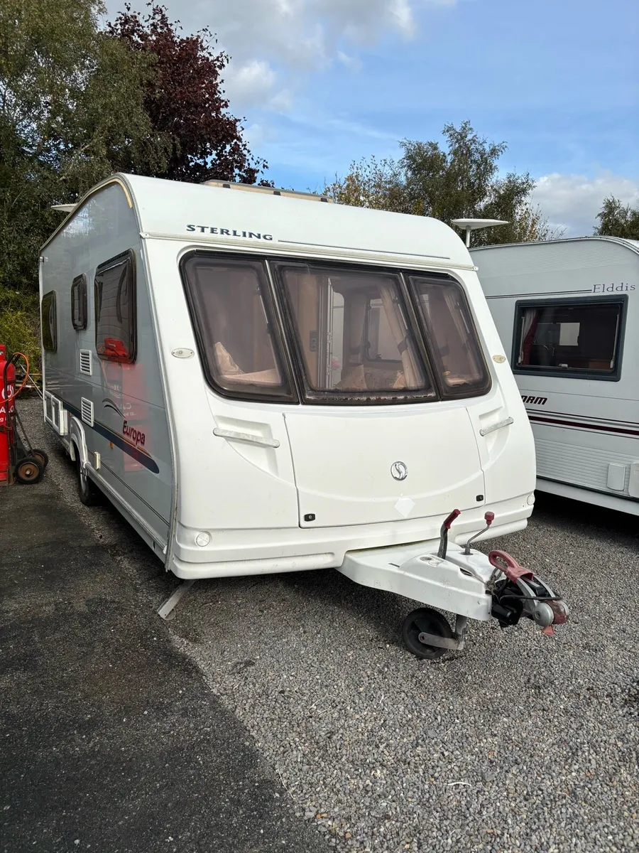 Sterling Europa 480 fixed bed - Image 1