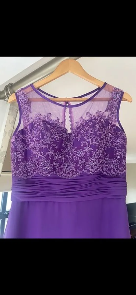 Bridesmaid - Image 4