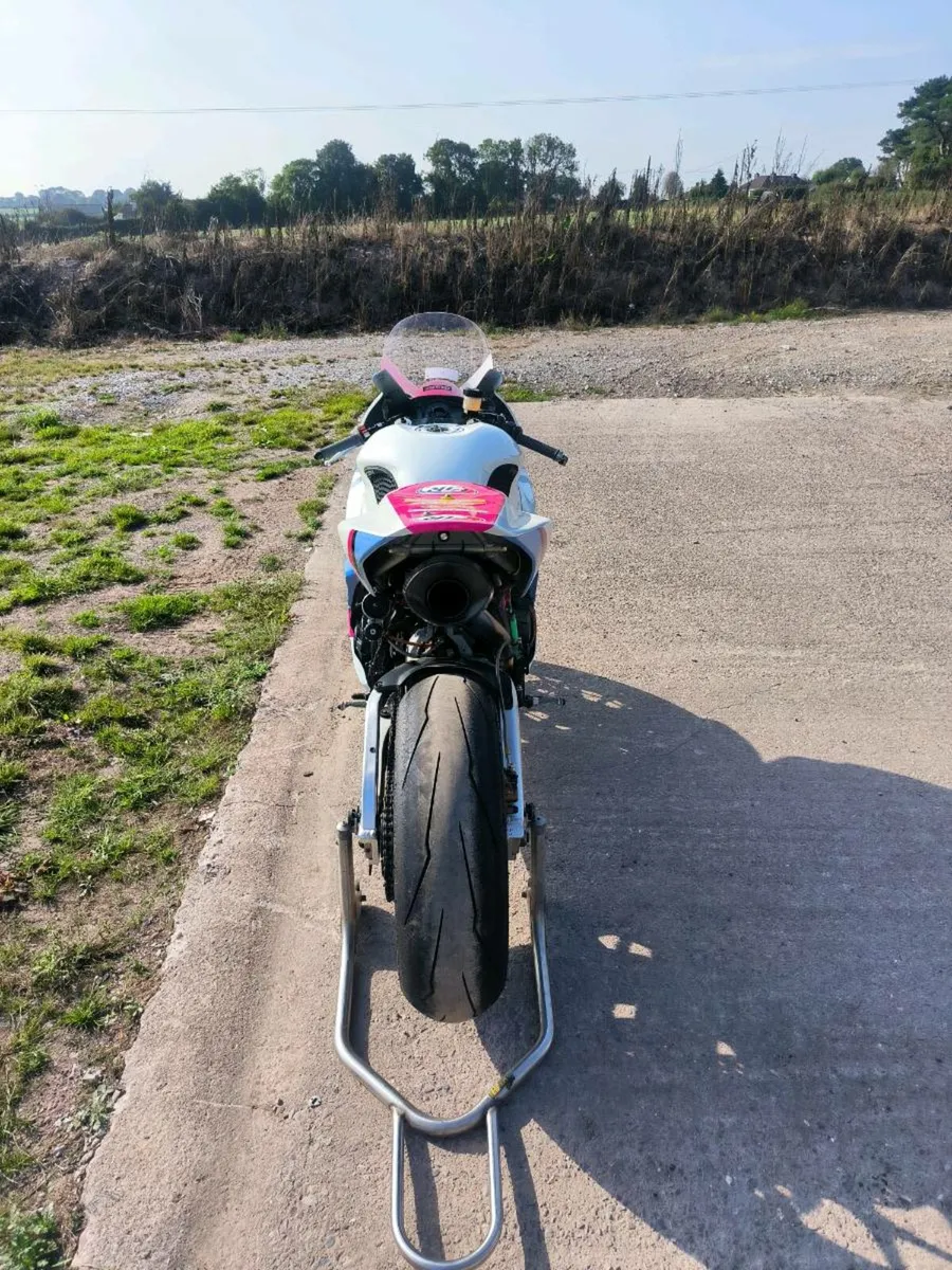 2014 cbr 600rr track/race bike - Image 3