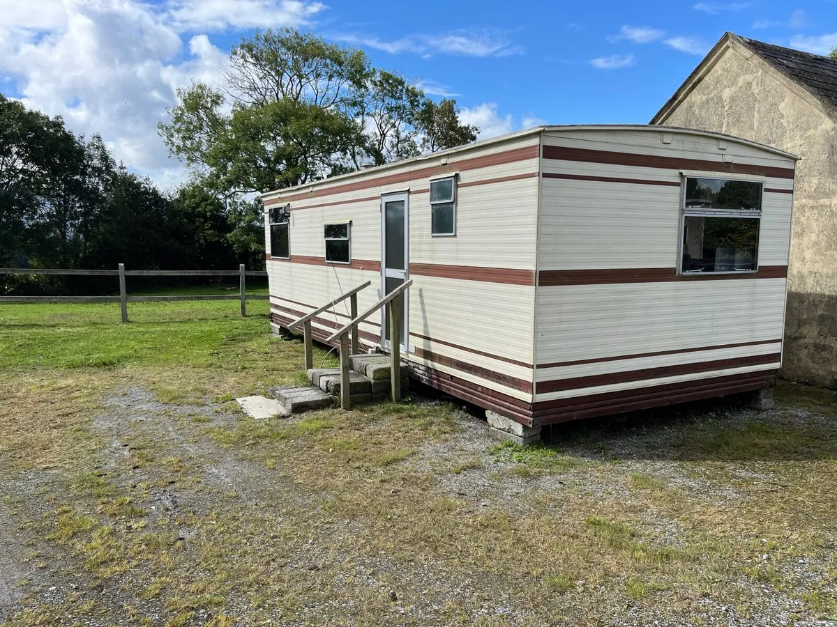 Mobile home - Image 2
