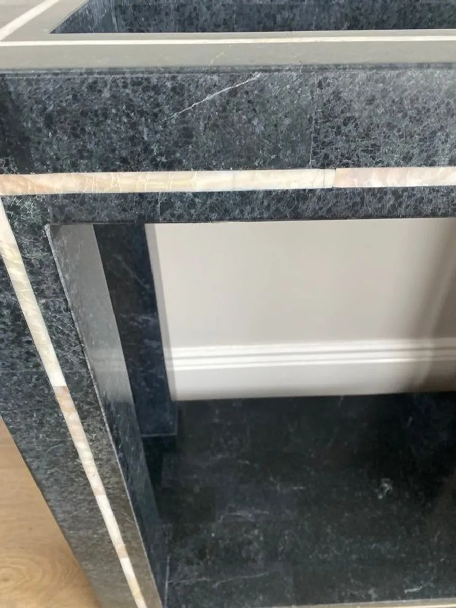 Console Table - Image 4