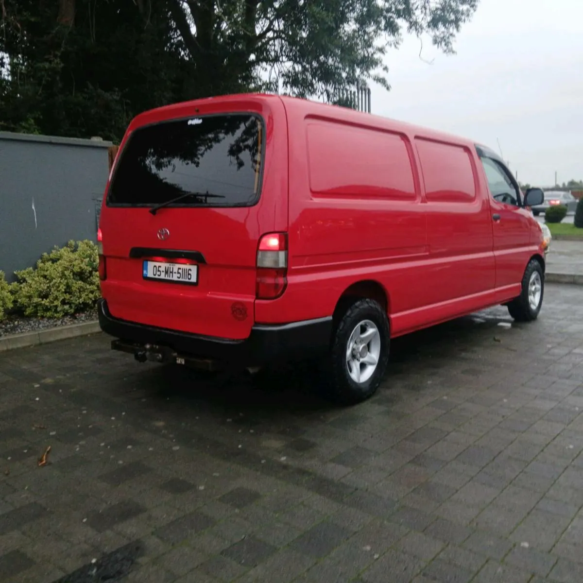 Toyota Hiace Fully Resprayed 180 kms GENUINE - Image 2