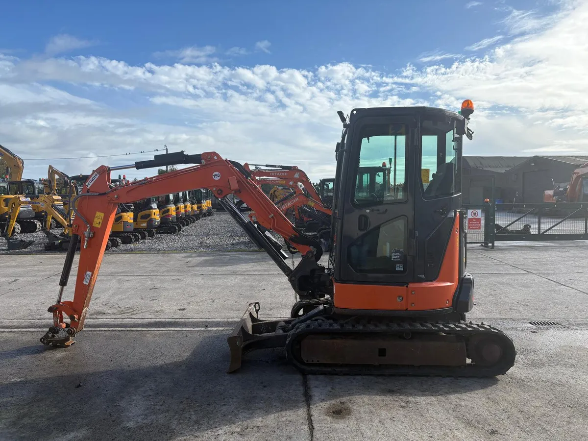 2018 Hitachi ZX33U-5A CLR - Image 1
