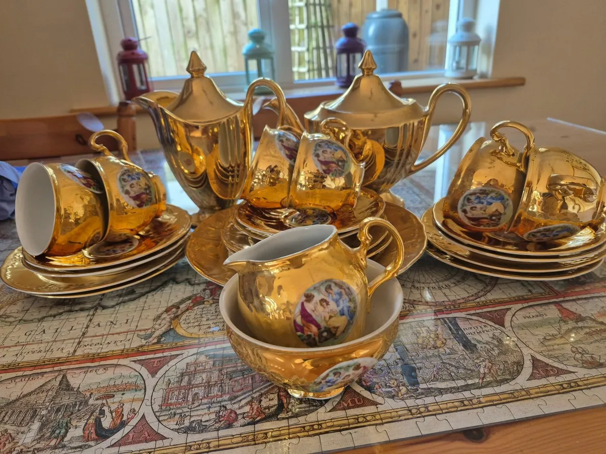 Tea Set - Image 1