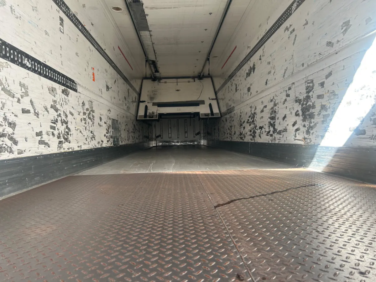 45ft fridge box trailer for cold storage - Image 4