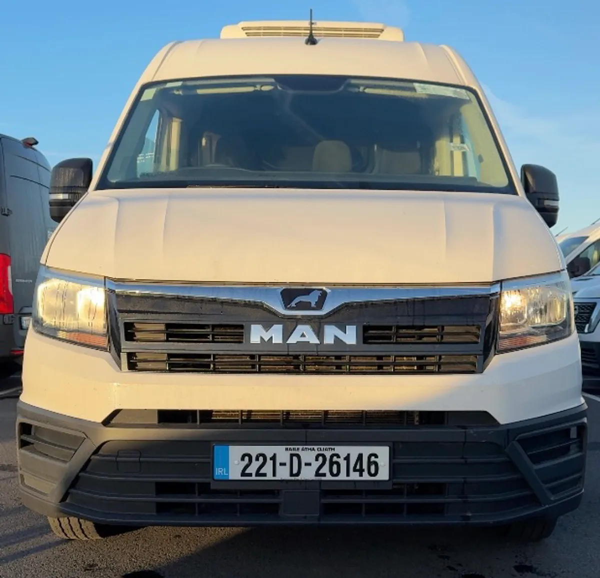 2022 Man TGE - Fridge / Freezer with Overnight p - Image 3