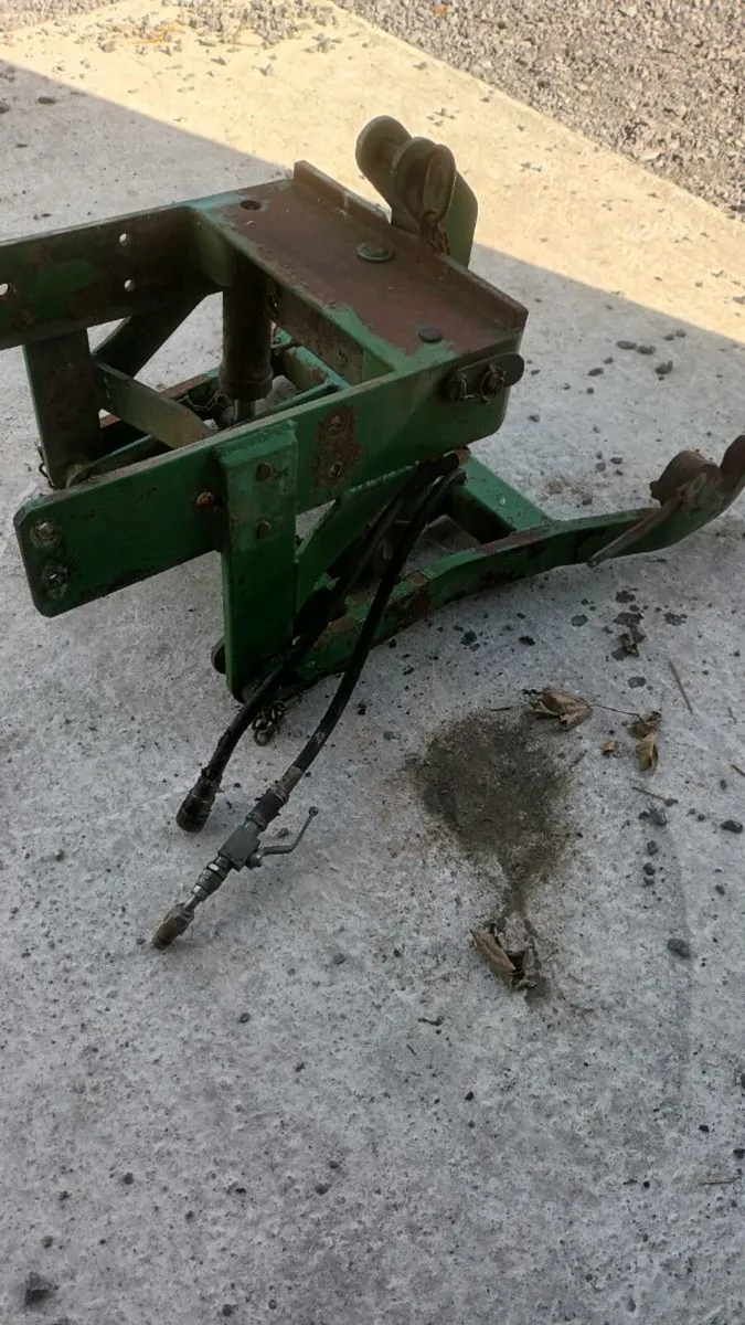 Front Linkage - Image 4