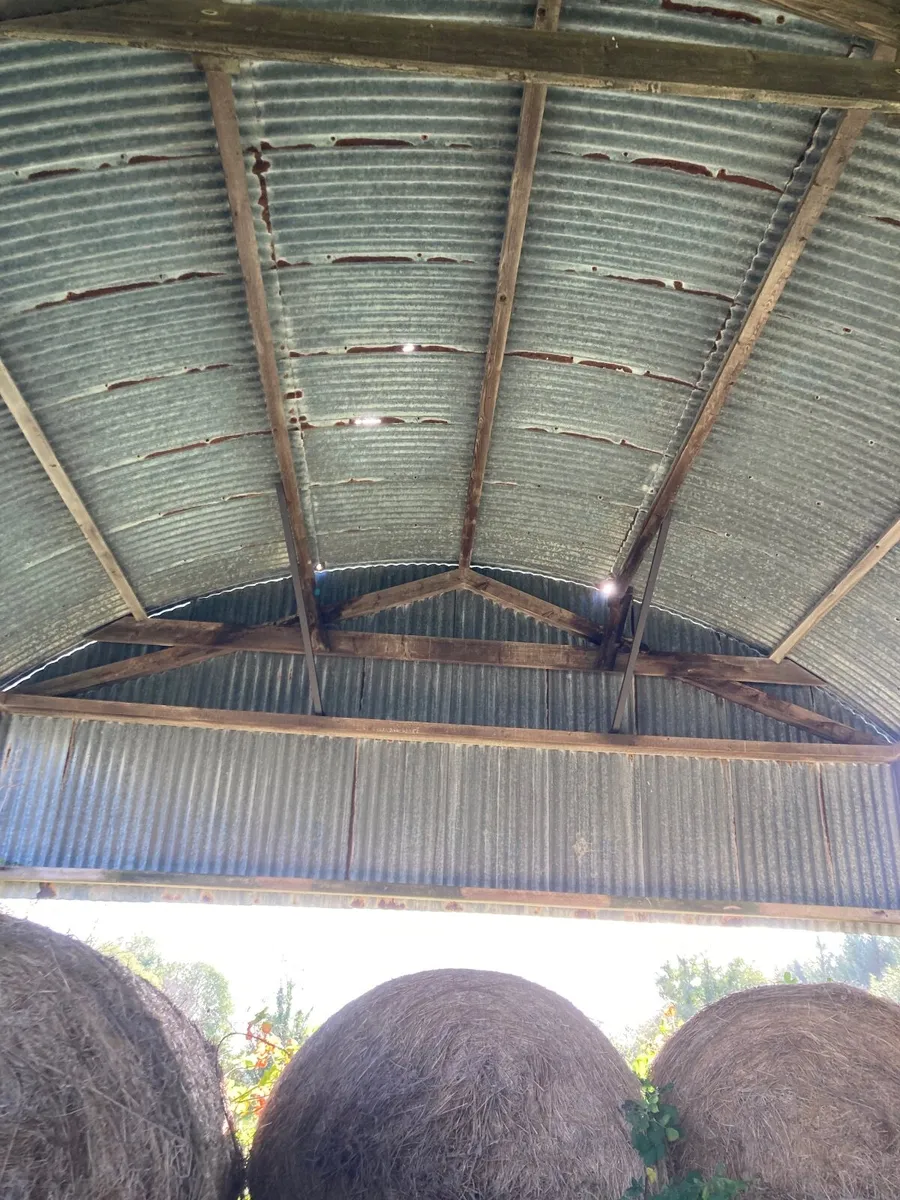 2 block hay shed - Image 2