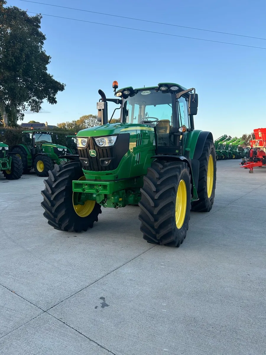 John Deere 6155M - Image 1
