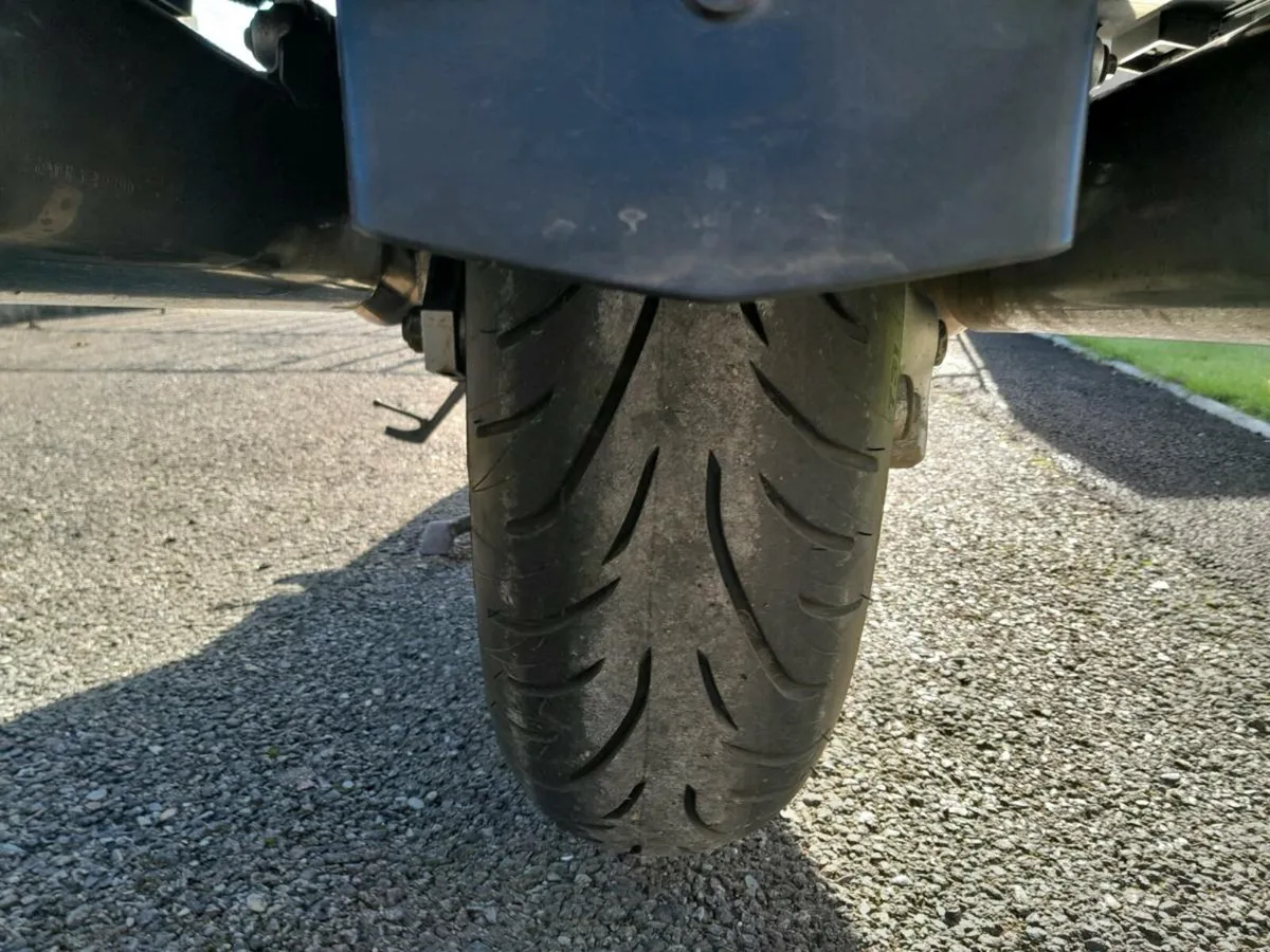 Motorcycle - Image 4