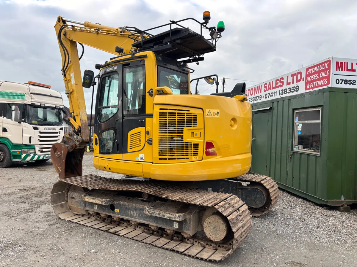 2020 Komatsu 138 US - 11 Tracked Excavator - Image 3