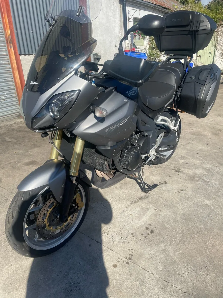Triumph tiger 1050 2009 - Image 2