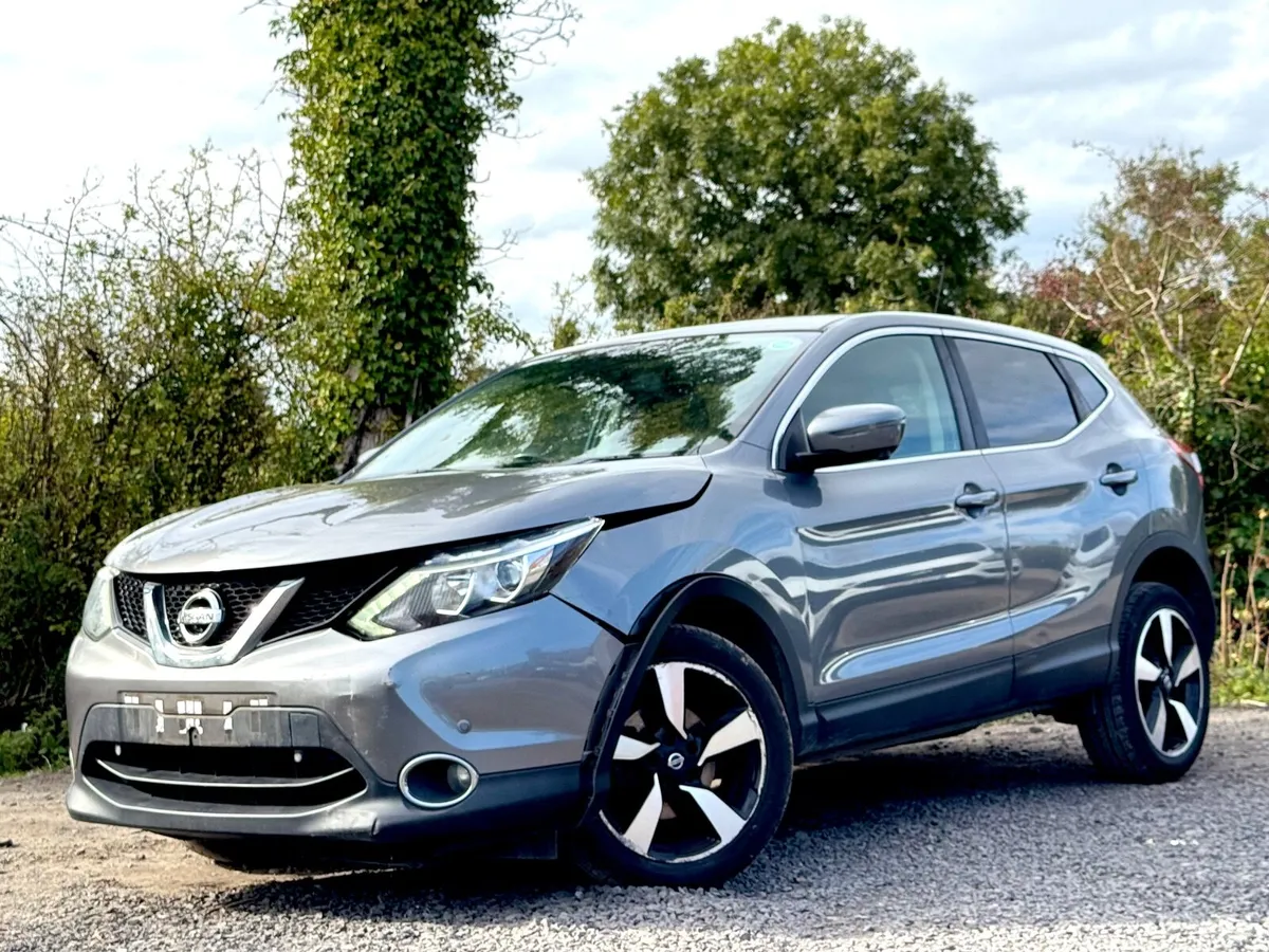 2015 Nissan Qashqai 1.5 diesel for breaking - Image 2