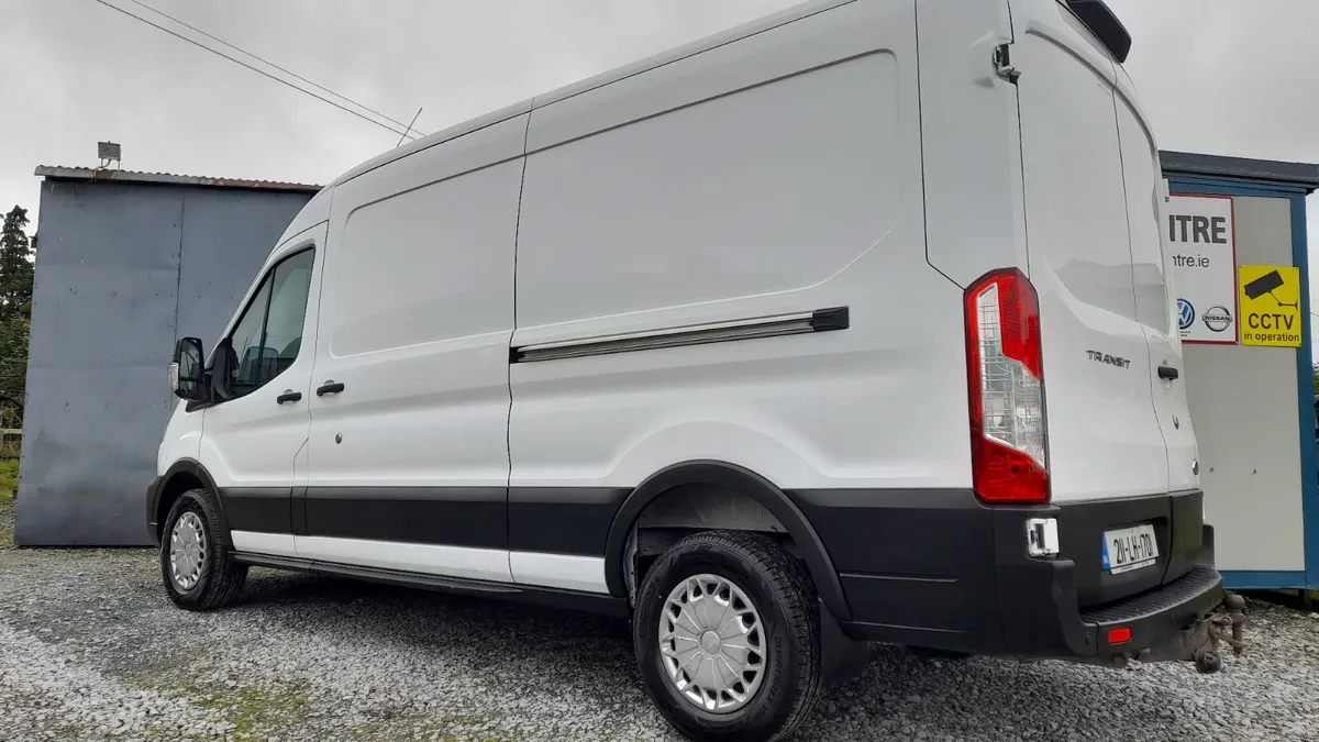 211 Ford Transit 350 Trend 170 RWD - Image 3