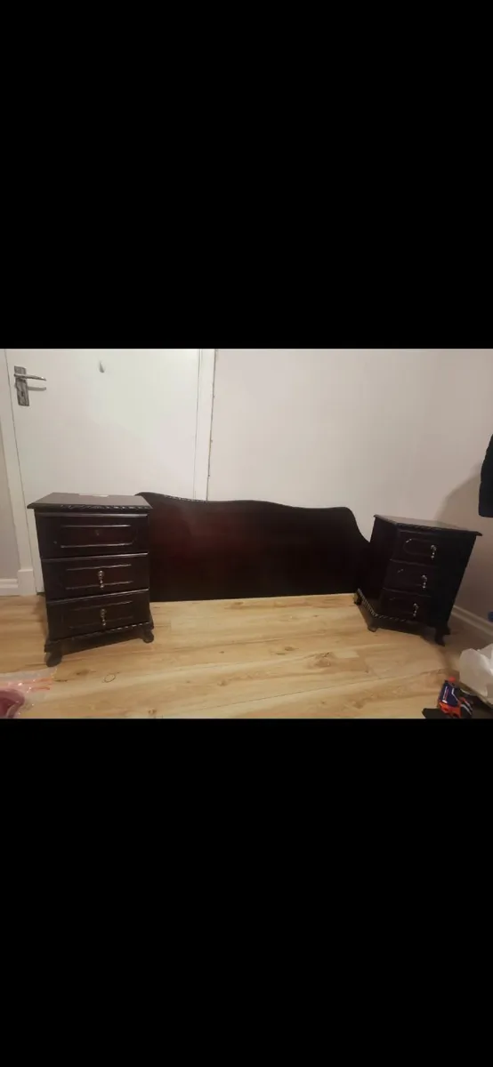 Teak Headboard with lockers - Image 1