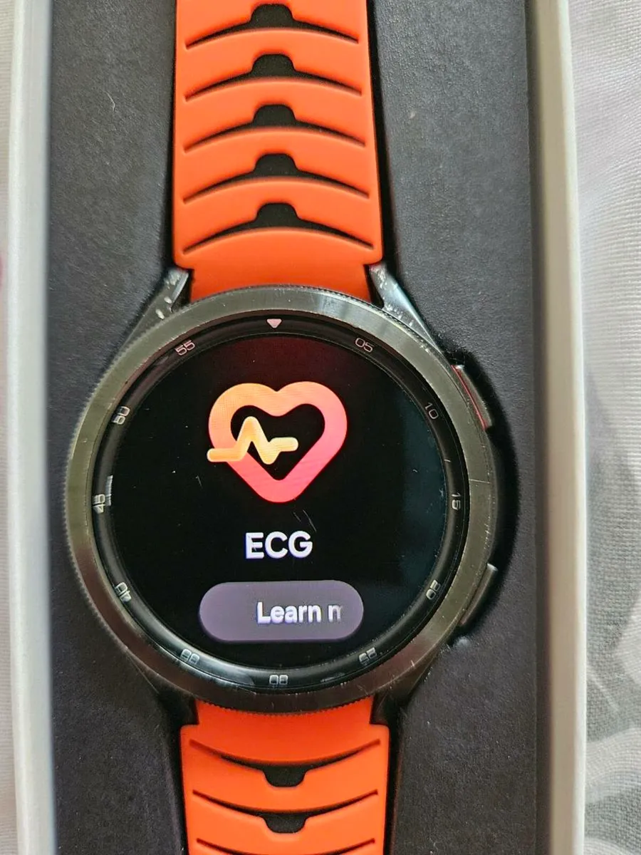 Samsung Galaxy Watch Classic 4 46mm - Image 4