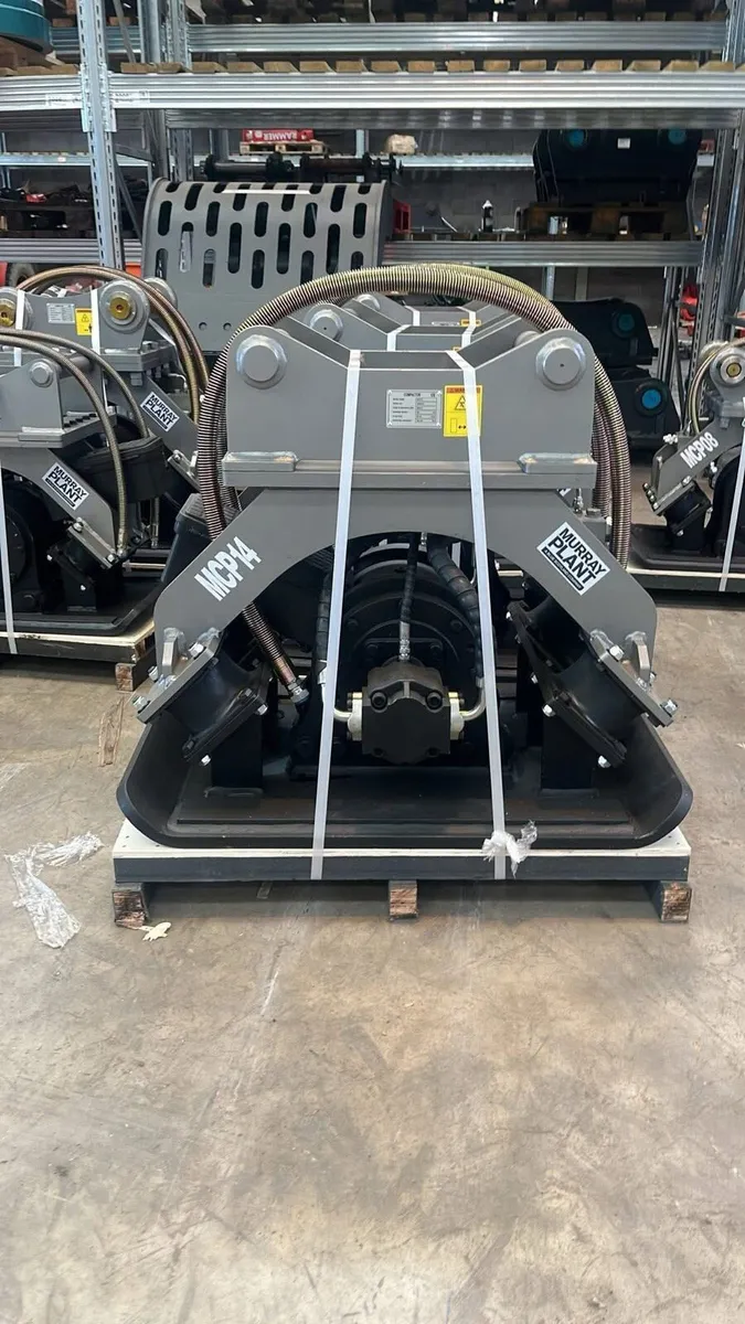 Compactor Plate For 14 Tonner - Image 1