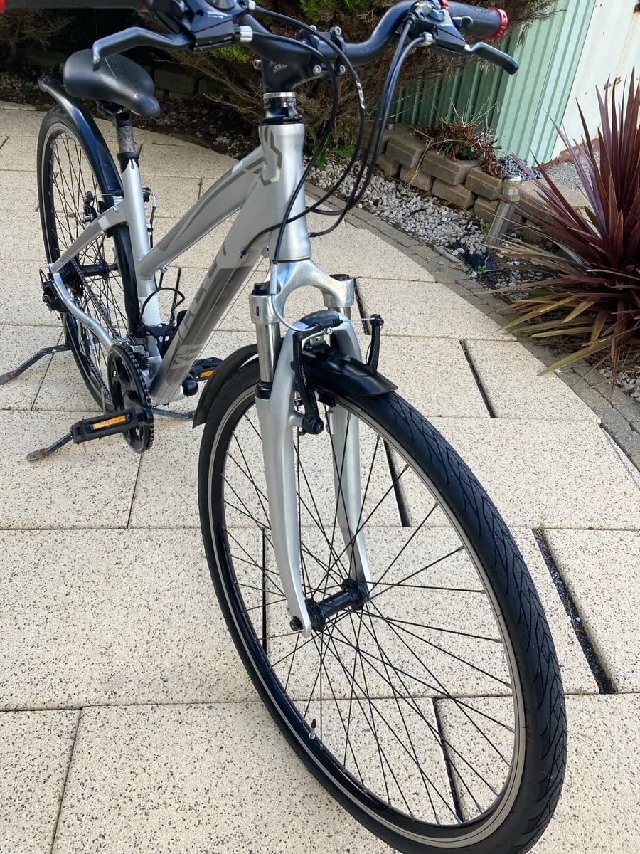 Ladies Felt QX 70 hybrid bike - Image 3