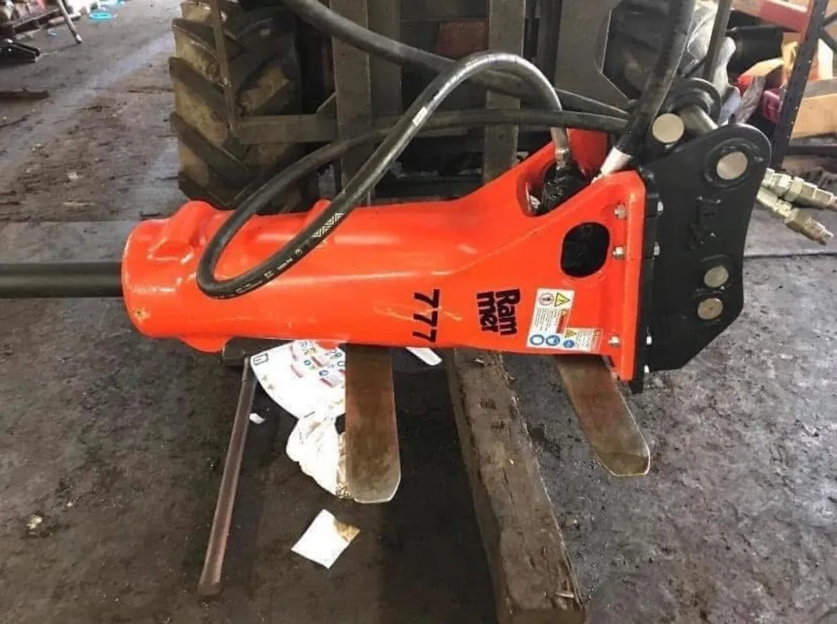 Rammer BR777 Rock Breaker - Image 2