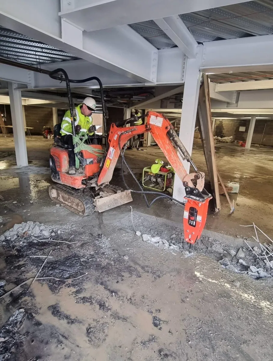 Rammer BR111 Rock Breaker - Image 3