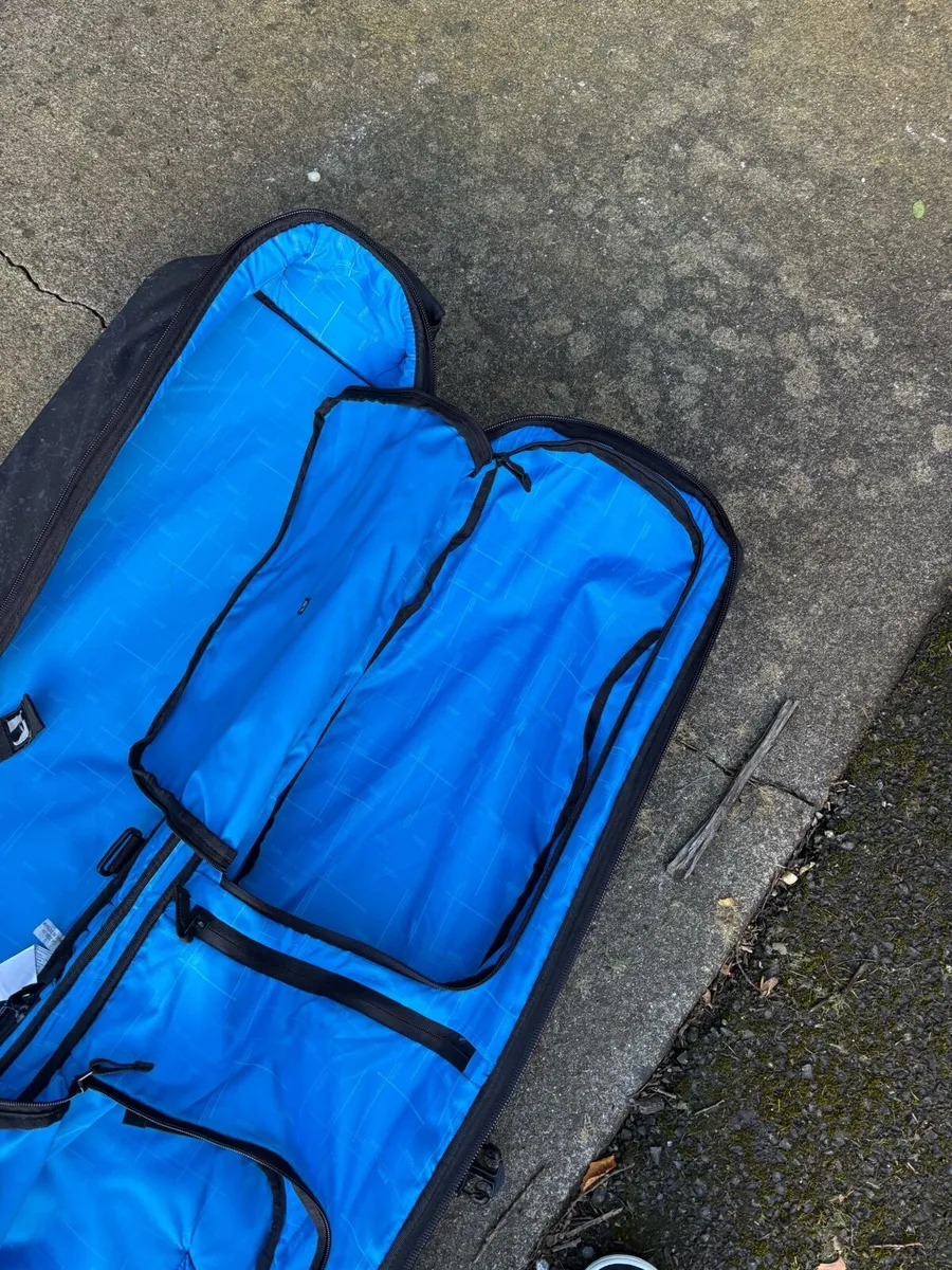 OGIO Snowboard and Ski bag - Image 4