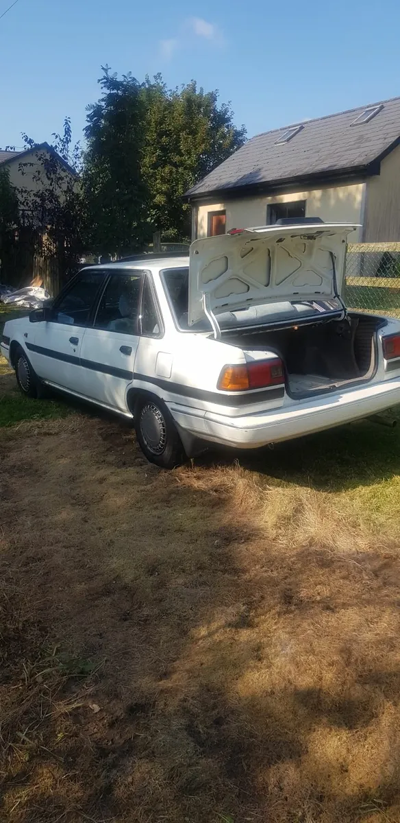 1985 Toyota carina Only 17,000 miles! - Image 4