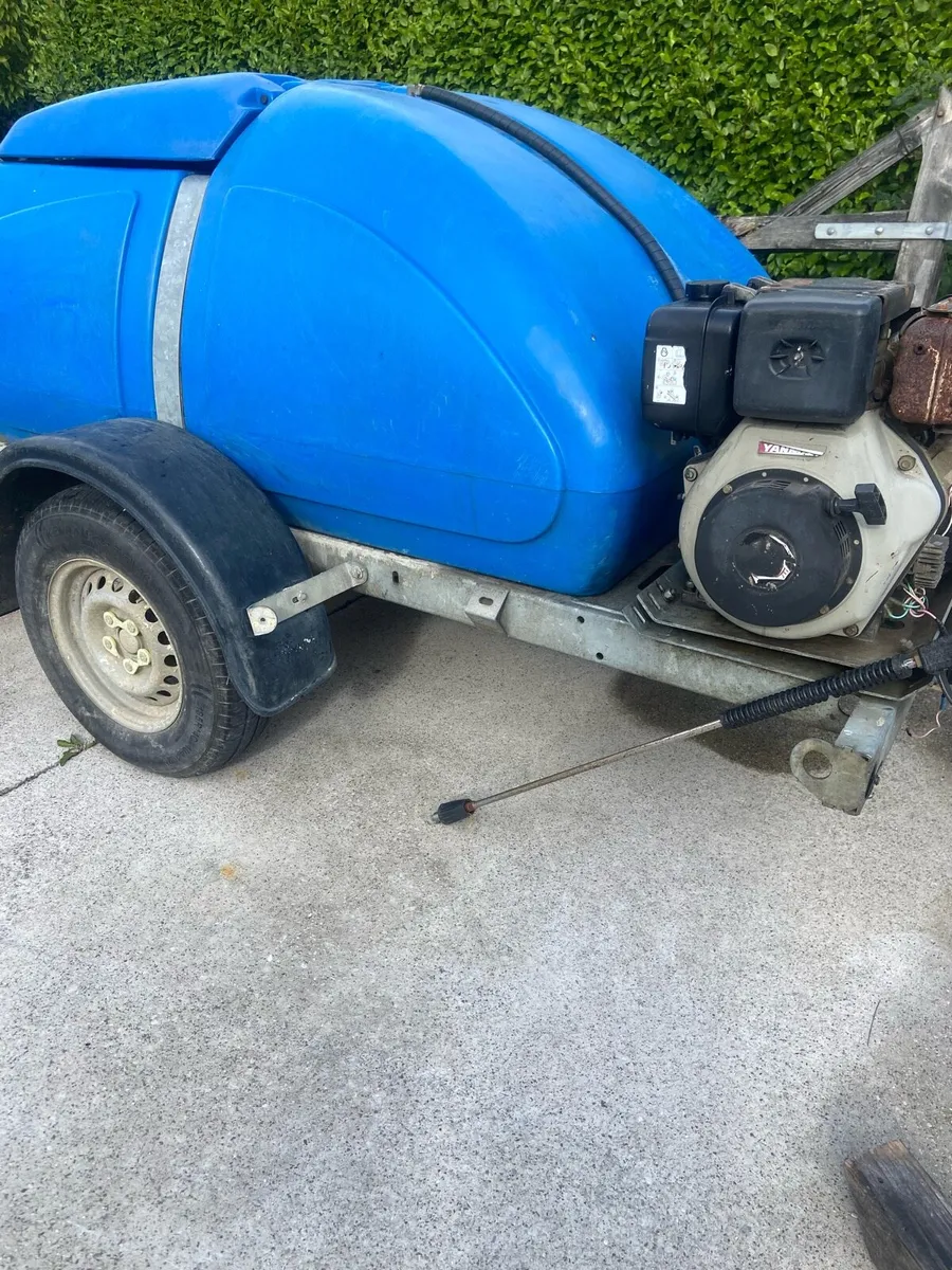 Power washer - Image 1