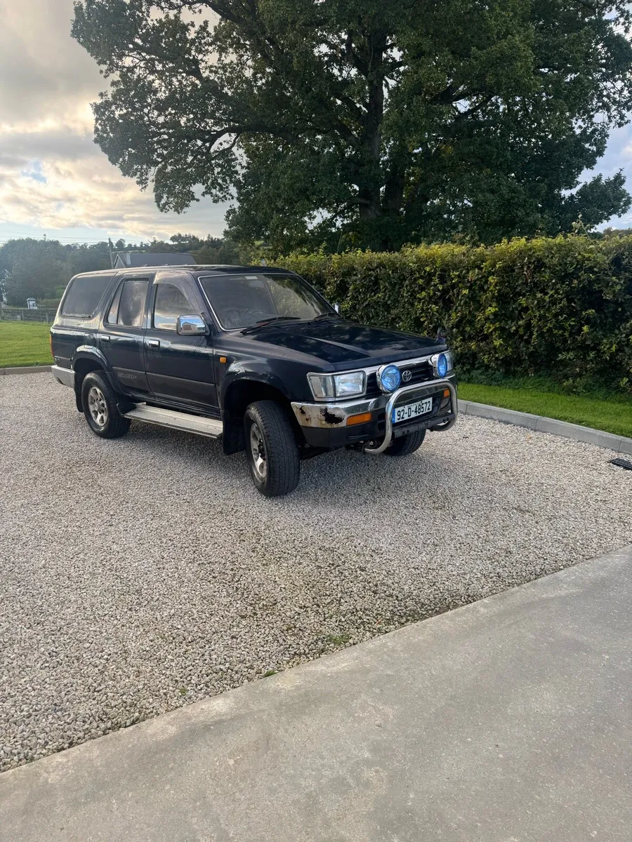 Toyota hilux surf - Image 4