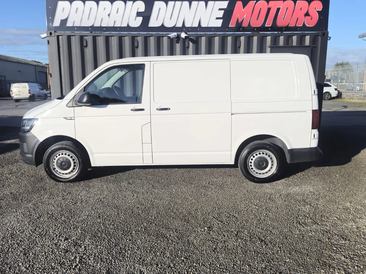 192 VW Transporter 150BHP 4Motion - Image 4