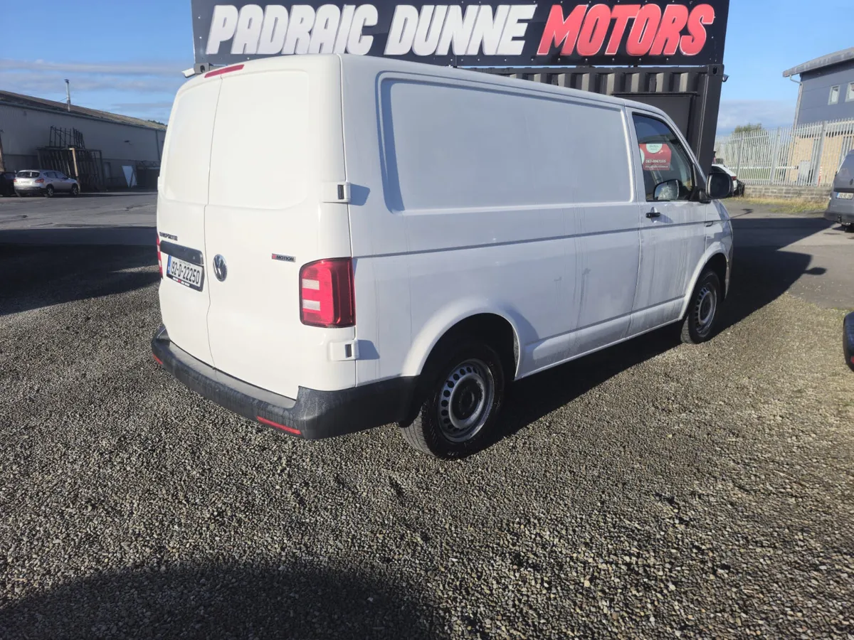 192 VW Transporter 150BHP 4Motion - Image 3