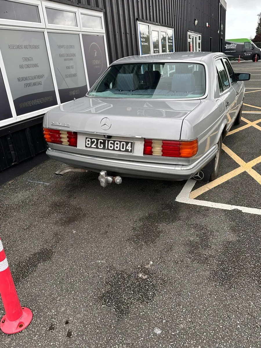 Mercedes W126 old s class 280se - Image 3