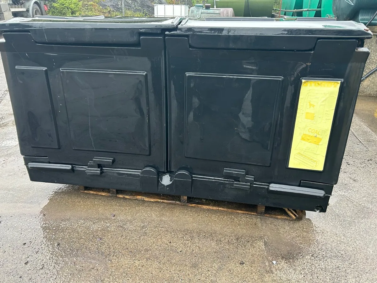 Shop coal bunker - Image 3