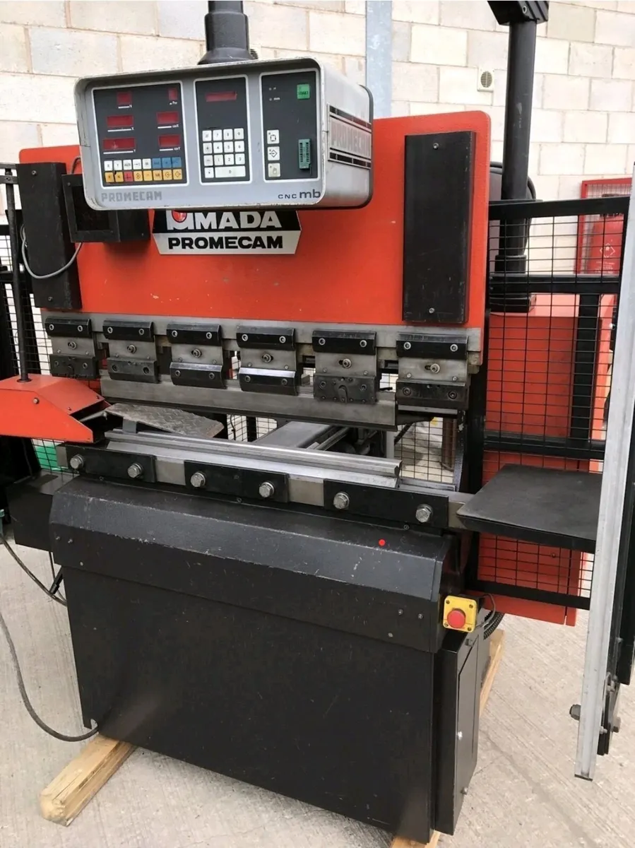 Amada press - Image 2
