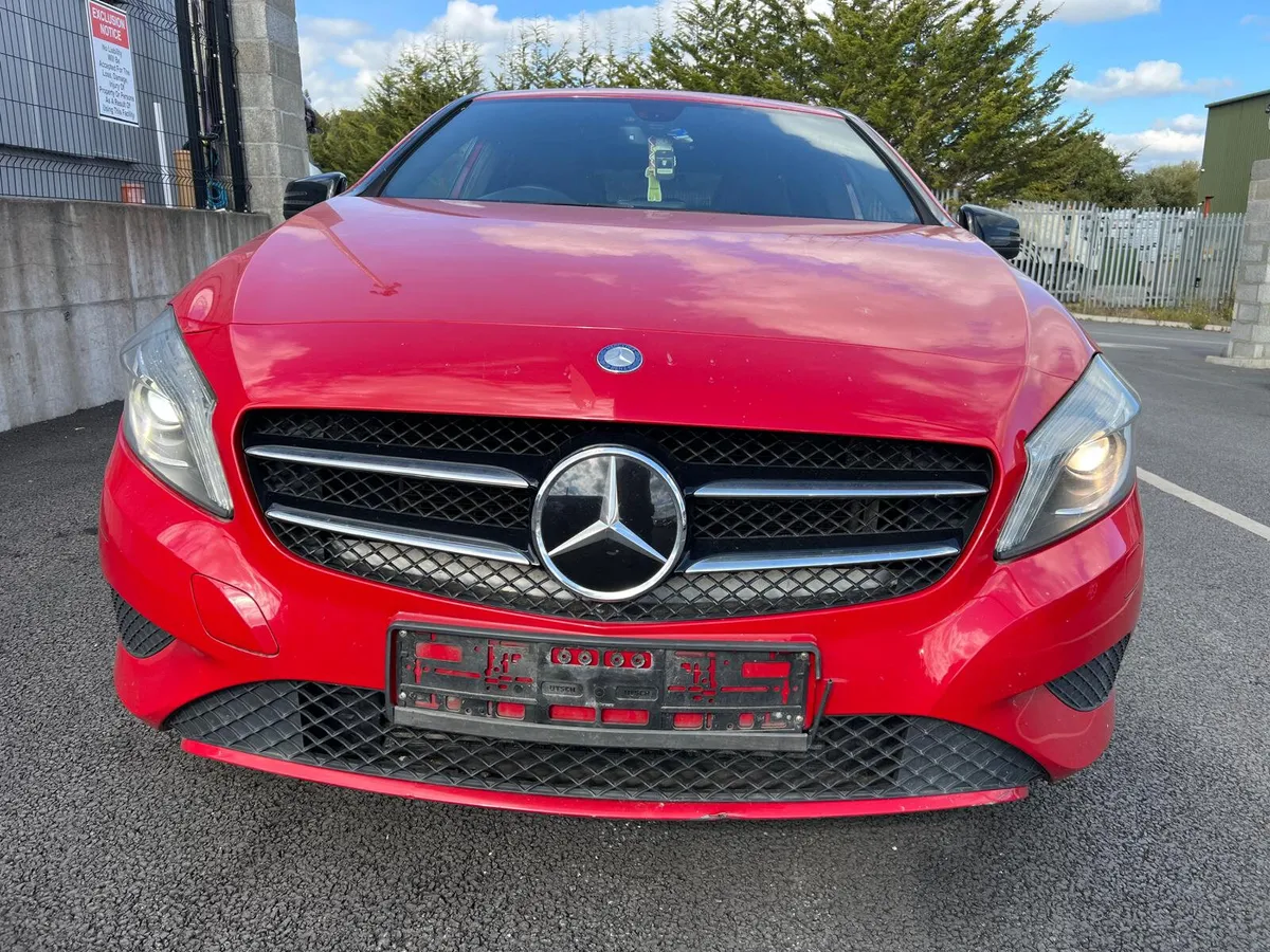 14 MERCEDES-BENZ A180 BREAKING ONLY - Image 2