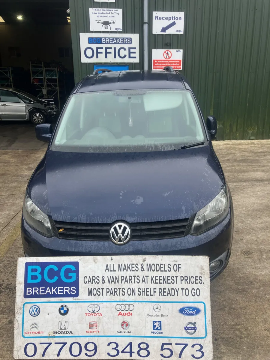 2014 caddy parts breaking  Kombi - Image 1