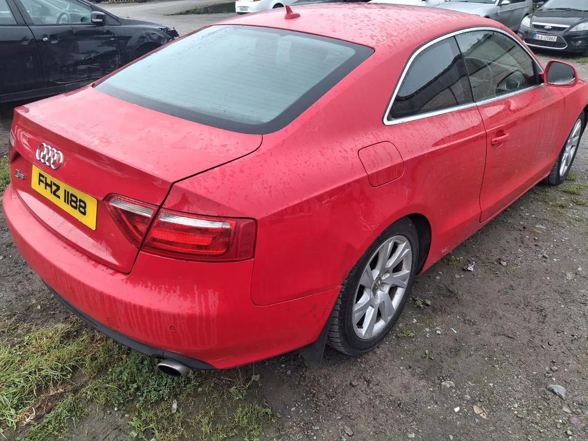 2008 Audi A5 Quattro, 3L TDI, manual. Parts - Image 4