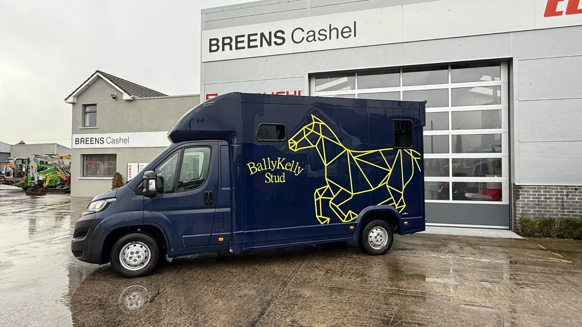 Peugeot Boxer Overlander  Horsebox / Transporter - Image 1