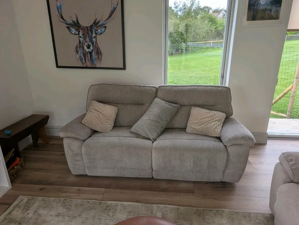 2 recliner sofas. - Image 1