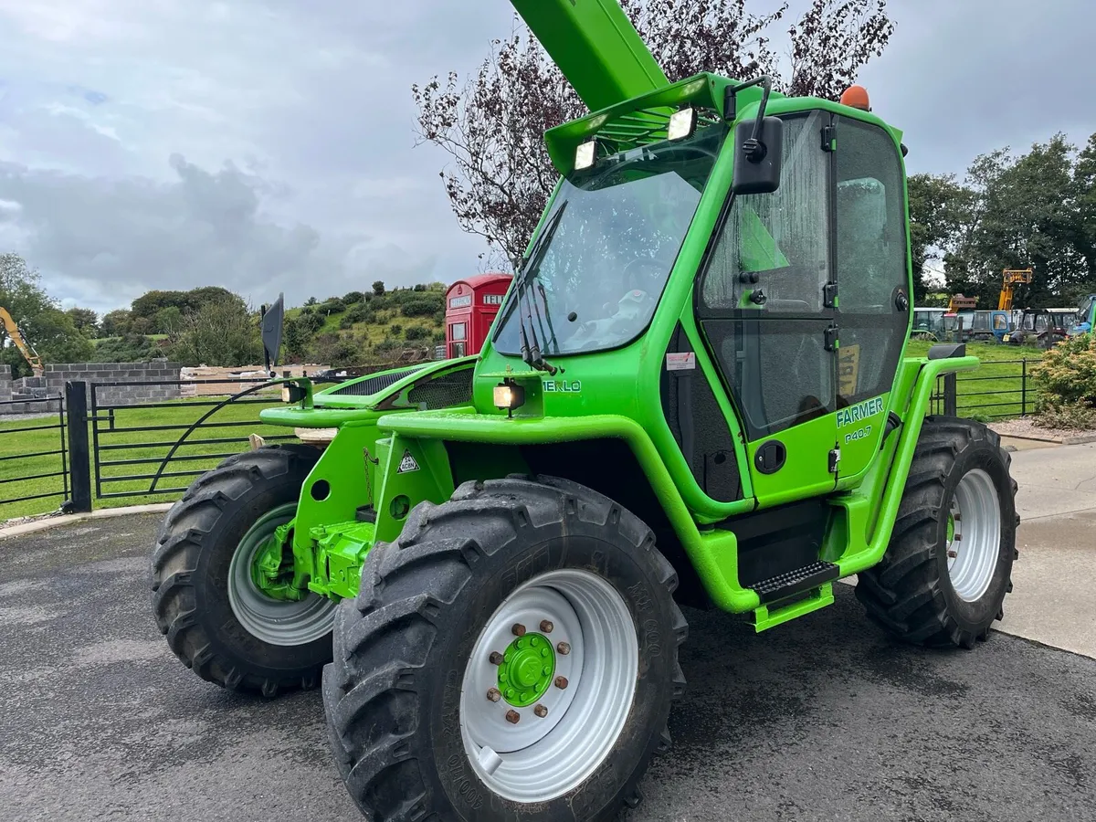 2011 merlo 40.7 - Image 1